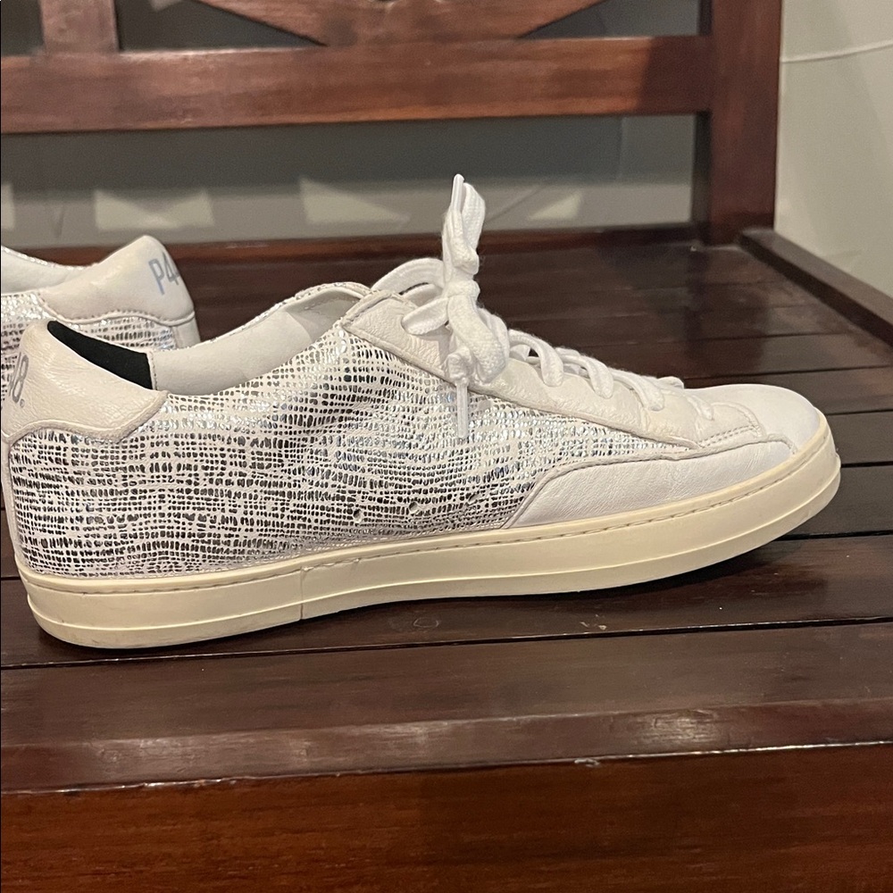 P448 Women's White and Silver Textured Sneakers - Picture 13 of 16